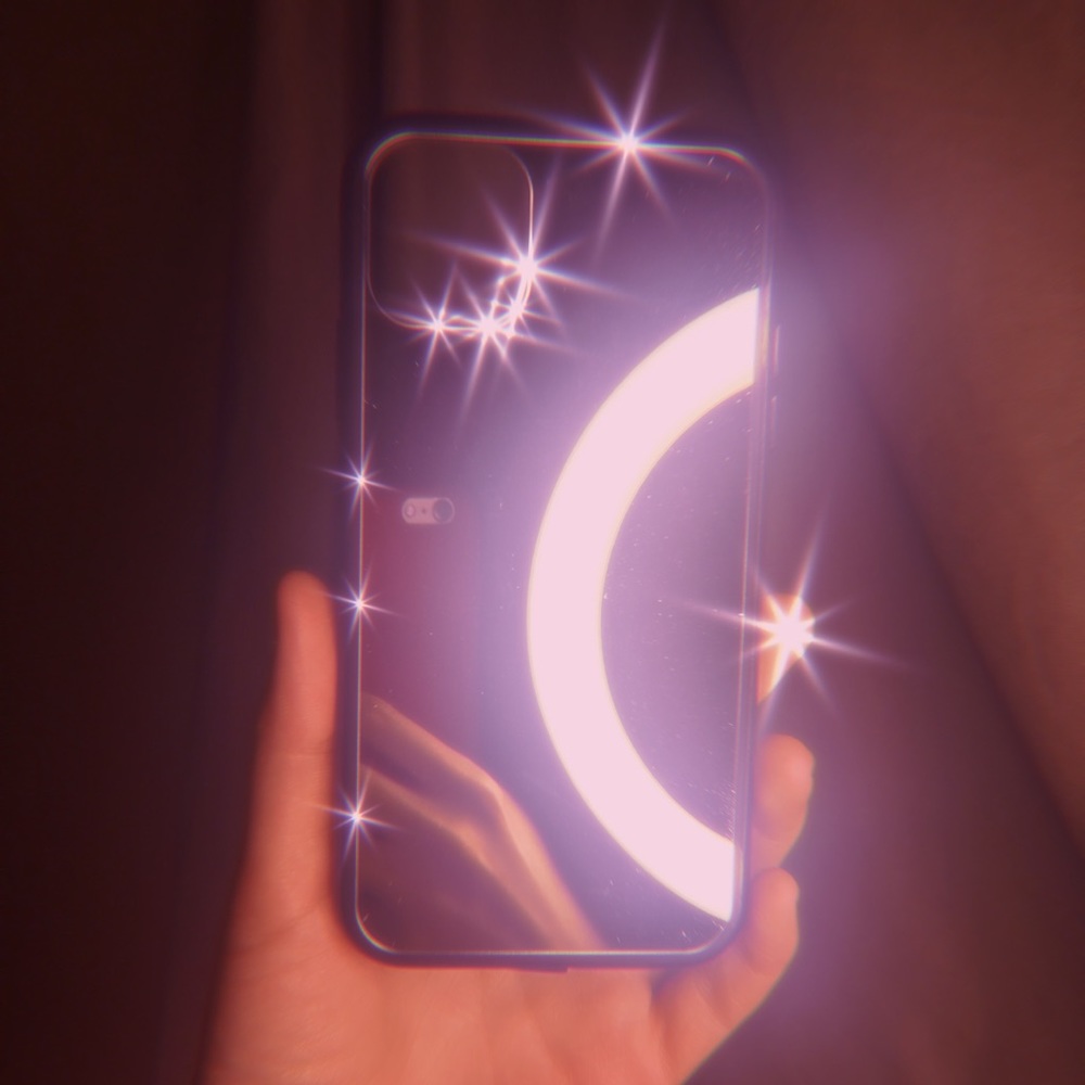 ✨MIRROR IPHONE 11 CASE ✨
